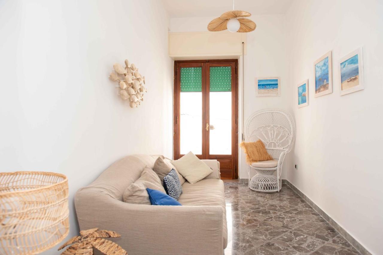 La Casa Del Mare Apartment Vieste Bagian luar foto